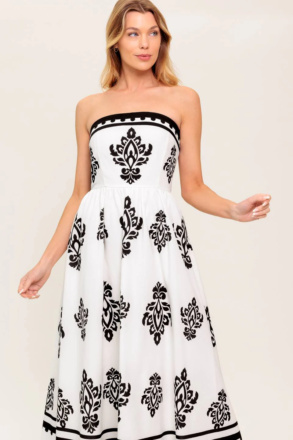 CAFE IN PARIS STRAPLESS MIDI DRESS - IVORY & BLACK - Image 5