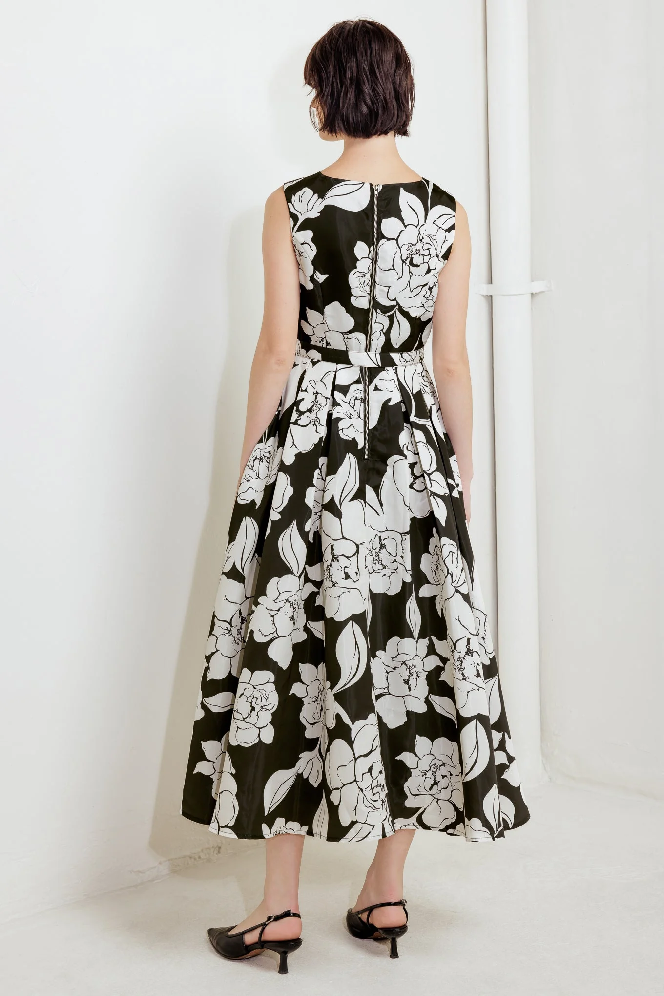 SILENT HEART BLACK FLORAL MIDI DRESS - Image 3