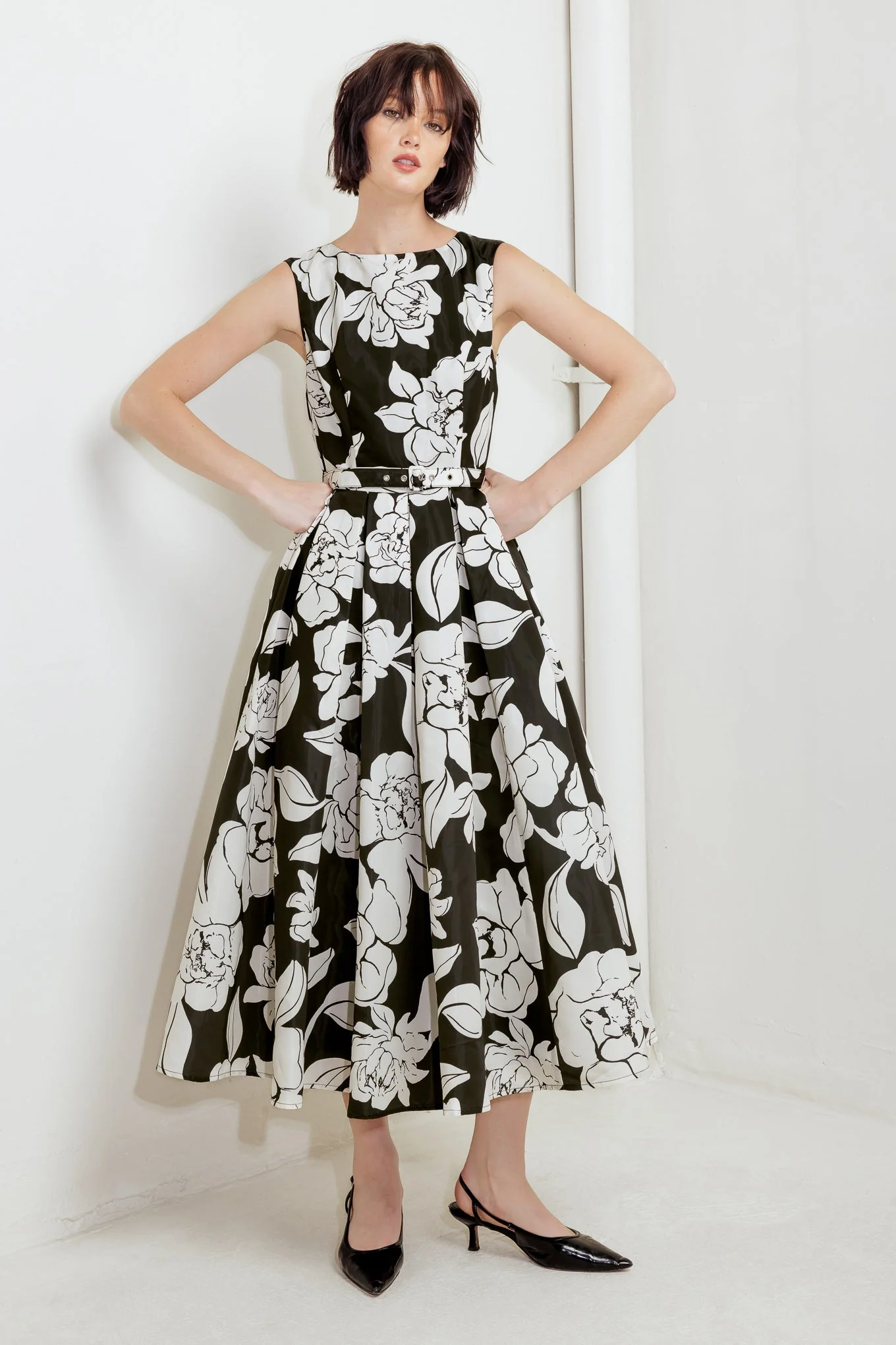SILENT HEART BLACK FLORAL MIDI DRESS - Image 6